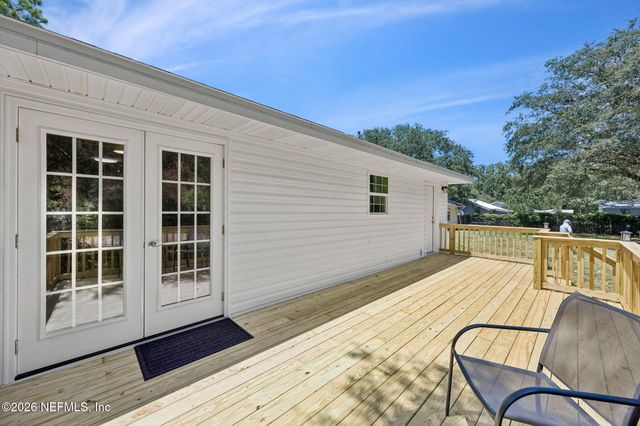 714 S 14TH Street, Fernandina Beach, FL 32034
