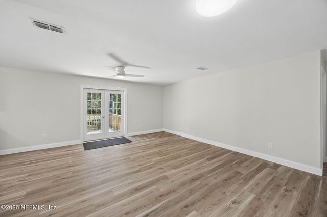 714 S 14TH Street, Fernandina Beach, FL 32034