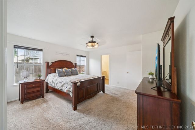 3312 W Houston Place, Broken Arrow, OK 74012