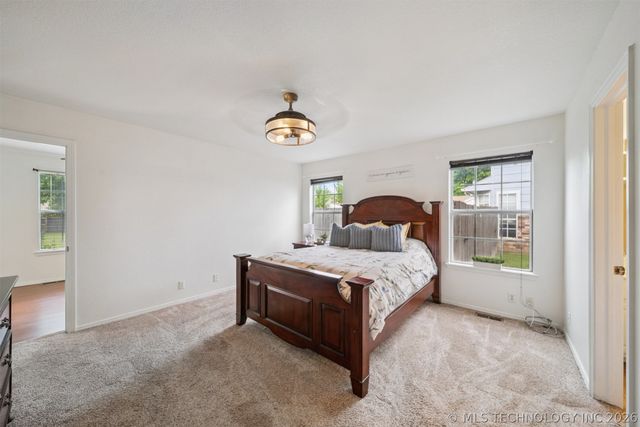 3312 W Houston Place, Broken Arrow, OK 74012