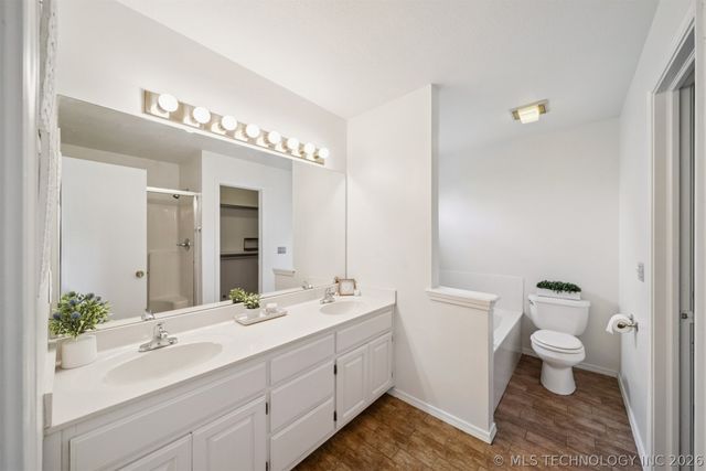 3312 W Houston Place, Broken Arrow, OK 74012