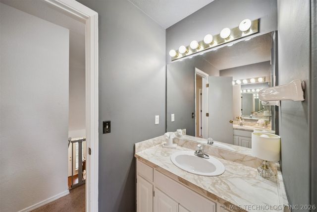 3312 W Houston Place, Broken Arrow, OK 74012