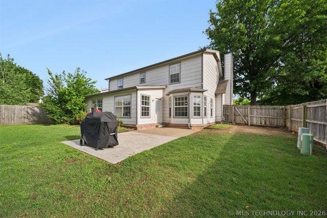 3312 W Houston Place, Broken Arrow, OK 74012