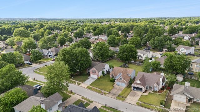 3312 W Houston Place, Broken Arrow, OK 74012