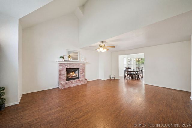 3312 W Houston Place, Broken Arrow, OK 74012