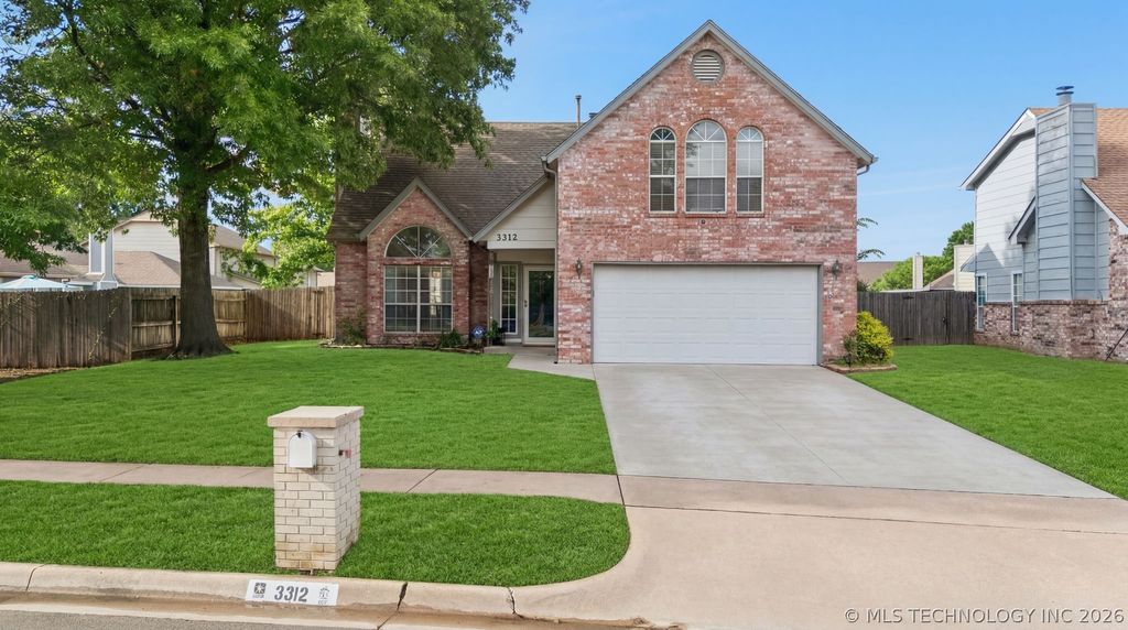 3312 W Houston Place, Broken Arrow, OK 74012
