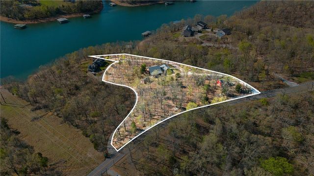 15854 Abbey Lane, Rogers, AR 72756