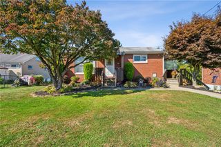 185 Thorn St, Oklahoma Boro, PA 15613