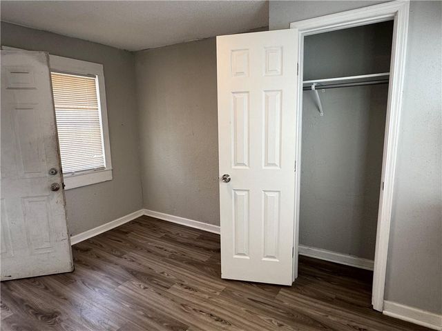 3729 Olive Street, Kansas City, MO 64109