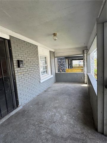 3729 Olive Street, Kansas City, MO 64109