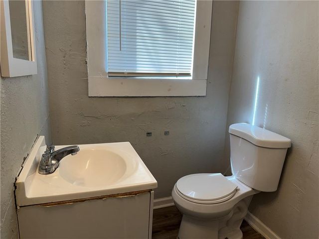 3729 Olive Street, Kansas City, MO 64109