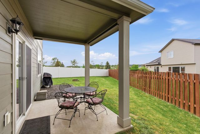 8024 S Dana Ln, Cheney, WA 99004