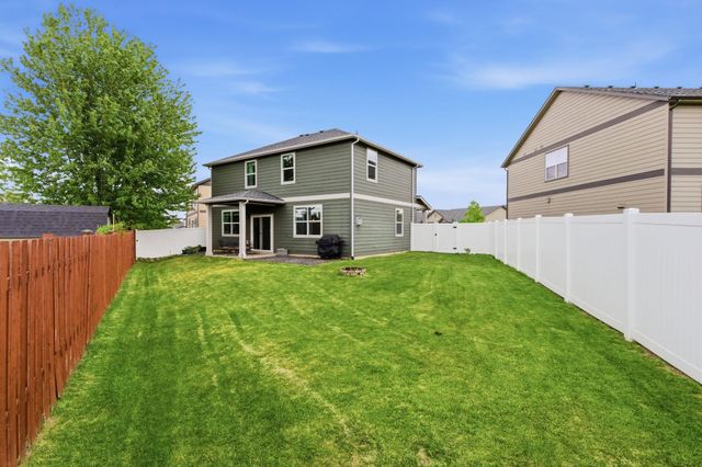 8024 S Dana Ln, Cheney, WA 99004