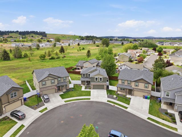 8024 S Dana Ln, Cheney, WA 99004
