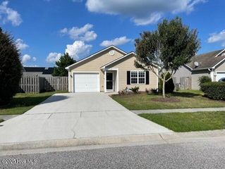 1112 Crestfield Way, Leland, NC 28451