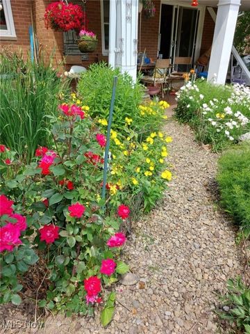 1010 Las Olas Boulevard NW, North Canton, OH 44720