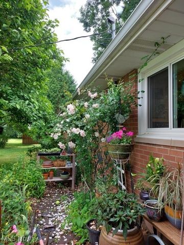 1010 Las Olas Boulevard NW, North Canton, OH 44720