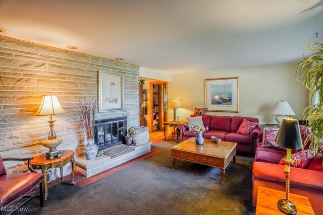 1010 Las Olas Boulevard NW, North Canton, OH 44720