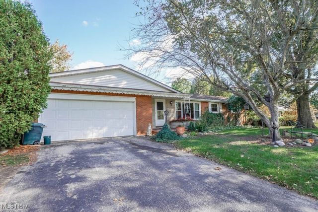 1010 Las Olas Boulevard NW, North Canton, OH 44720