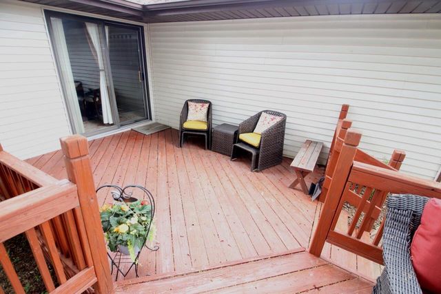 2104 Camelot BOULEVARD, Sheboygan, WI 53081