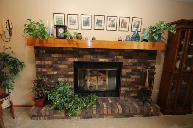 2104 Camelot BOULEVARD, Sheboygan, WI 53081