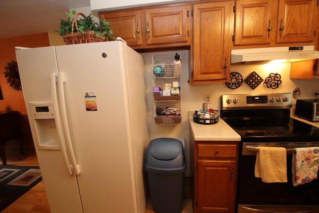 2104 Camelot BOULEVARD, Sheboygan, WI 53081