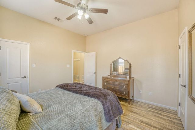 320 Kaanapali LN, Bastrop, TX 78602