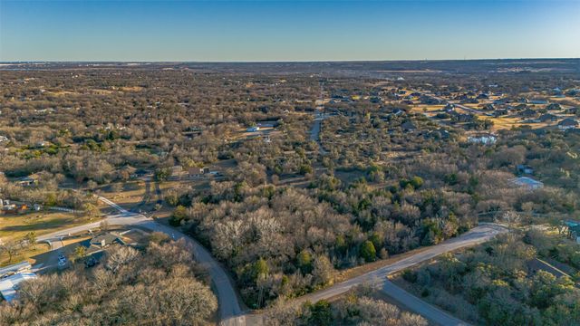 2220 Walter Smith Court, Azle, TX 76020