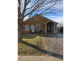 633 S Stuart St, Denver, CO 80219