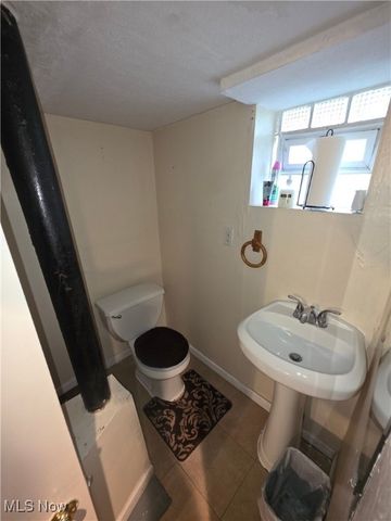 3477 W 63rd Street, Cleveland, OH 44102