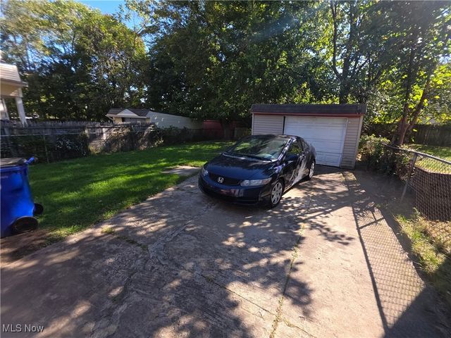 3477 W 63rd Street, Cleveland, OH 44102