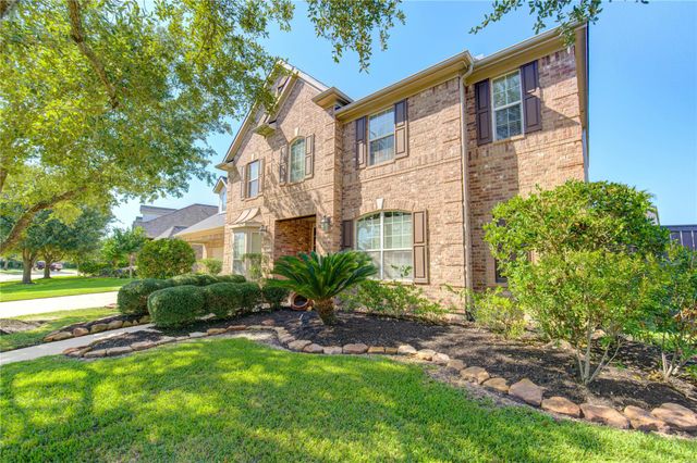 28318 Wild Mustang Lane, Fulshear, TX 77441