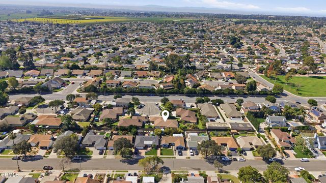 9417 9419 Petit Court, Ventura, CA 93004