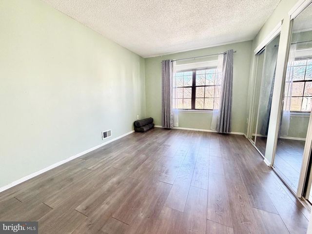 21 JOYNER, Lawrenceville, NJ 08648