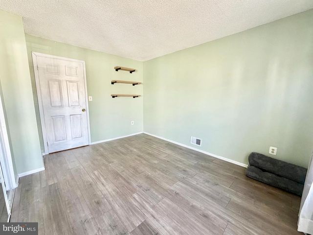 21 JOYNER, Lawrenceville, NJ 08648