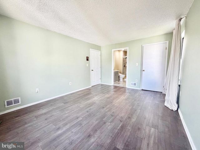 21 JOYNER, Lawrenceville, NJ 08648