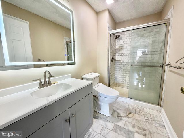 21 JOYNER, Lawrenceville, NJ 08648