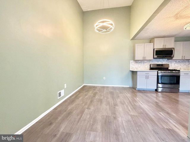 21 JOYNER, Lawrenceville, NJ 08648