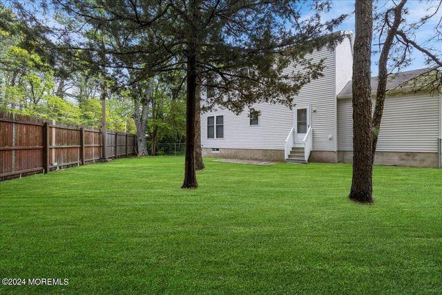 415 Dover Road, Toms River, NJ 08757