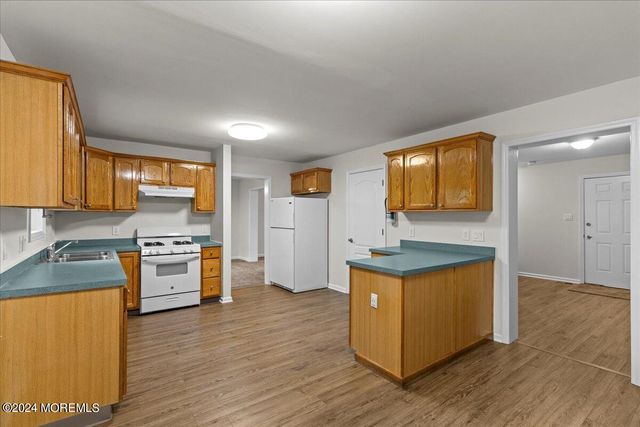 415 Dover Road, Toms River, NJ 08757