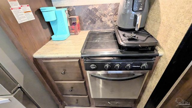 553 Escambia Loop, Lillian, AL 36549
