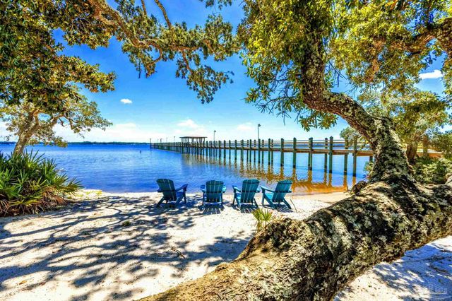 553 Escambia Loop, Lillian, AL 36549