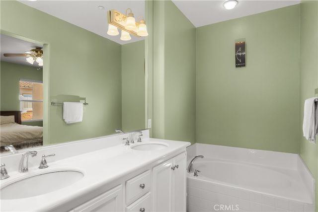 51 Olivehurst, Irvine, CA 92602