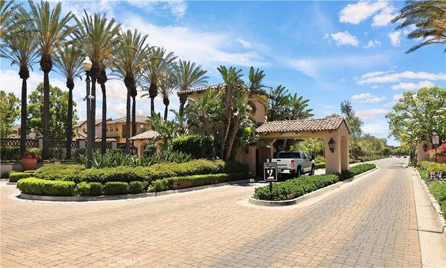 51 Olivehurst, Irvine, CA 92602