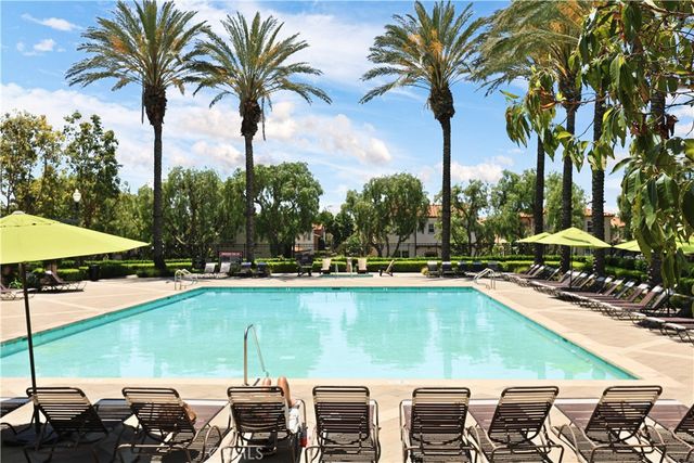 51 Olivehurst, Irvine, CA 92602