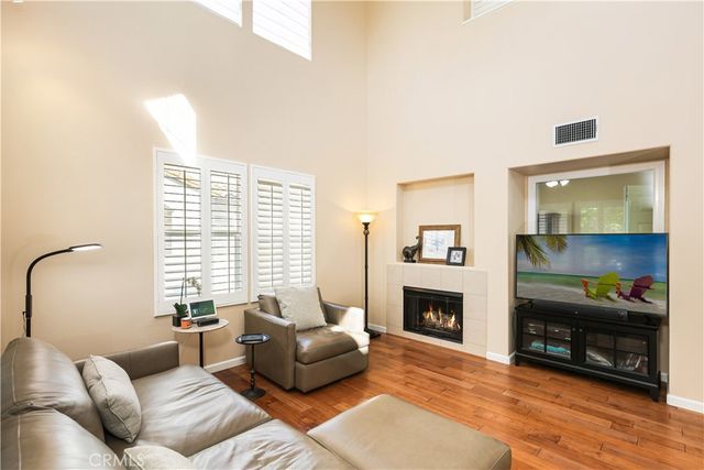 51 Olivehurst, Irvine, CA 92602