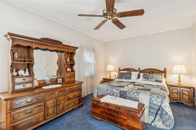 10 Glen Hollow Drive C1, Holtsville, NY 11742