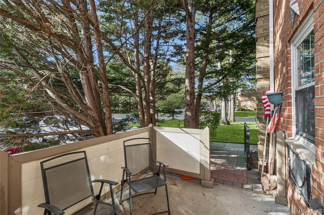 10 Glen Hollow Drive C1, Holtsville, NY 11742