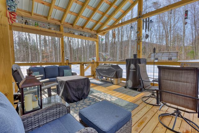 4006 Floyd Hwy, Floyd, VA 24091