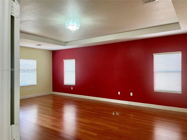 11433 SW 242nd Ln 11433, Homestead, FL 33032